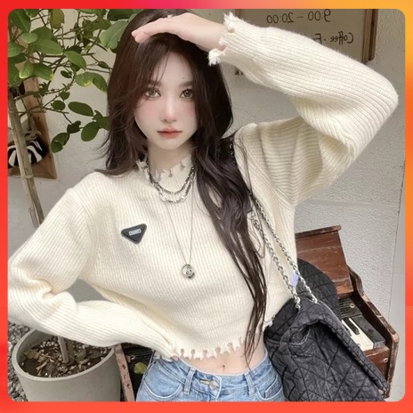 Áo len thun Montoghi CROPTOP logo TAM GIÁC phối RÁCH tay dài