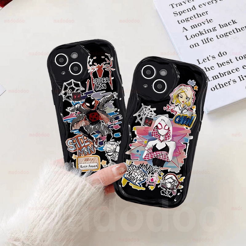 Ốp lưng Cute Fine Hole Anti-fall Samsung Galaxy S24 S23 Ultra S22 Plus S21 S20 FE 5G A11 A50 A30S A50S A10S A20S A20 A30 A31 A51 A71 4G A21S A02S A03S M11 Cartoon SpiderMan Gwen Graffiti Cream Edge Couple Phone Case Cover NY 76