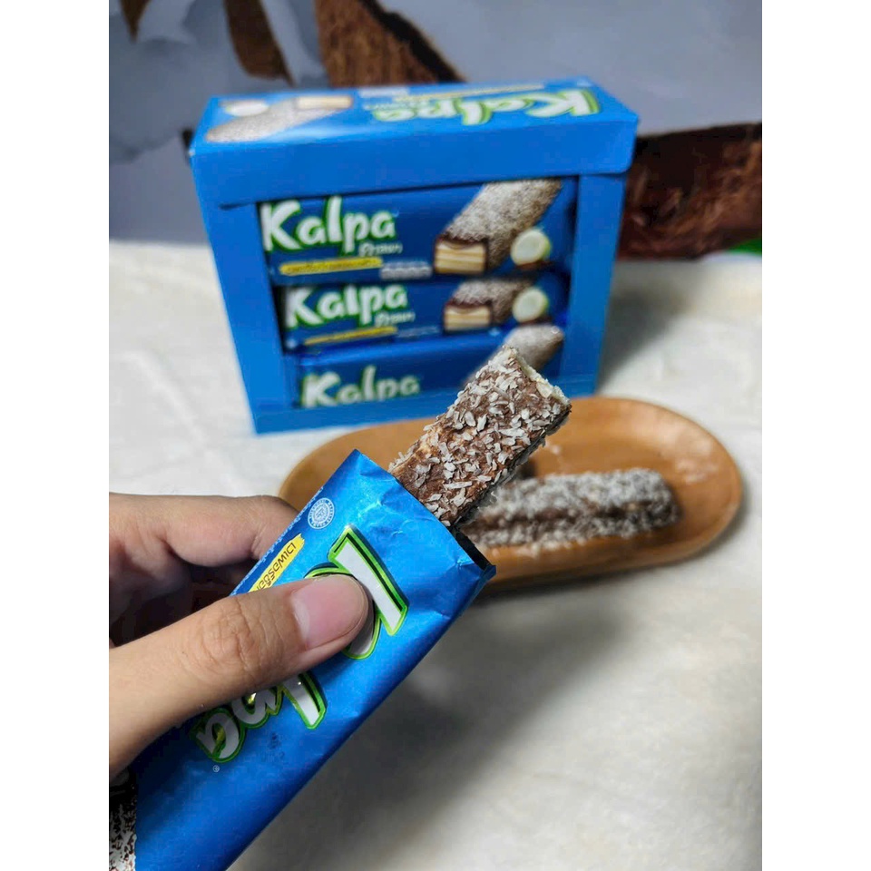 Bánh Xốp Phủ Socola Dừa Kalpa - Hộp 264g/12 Bánh