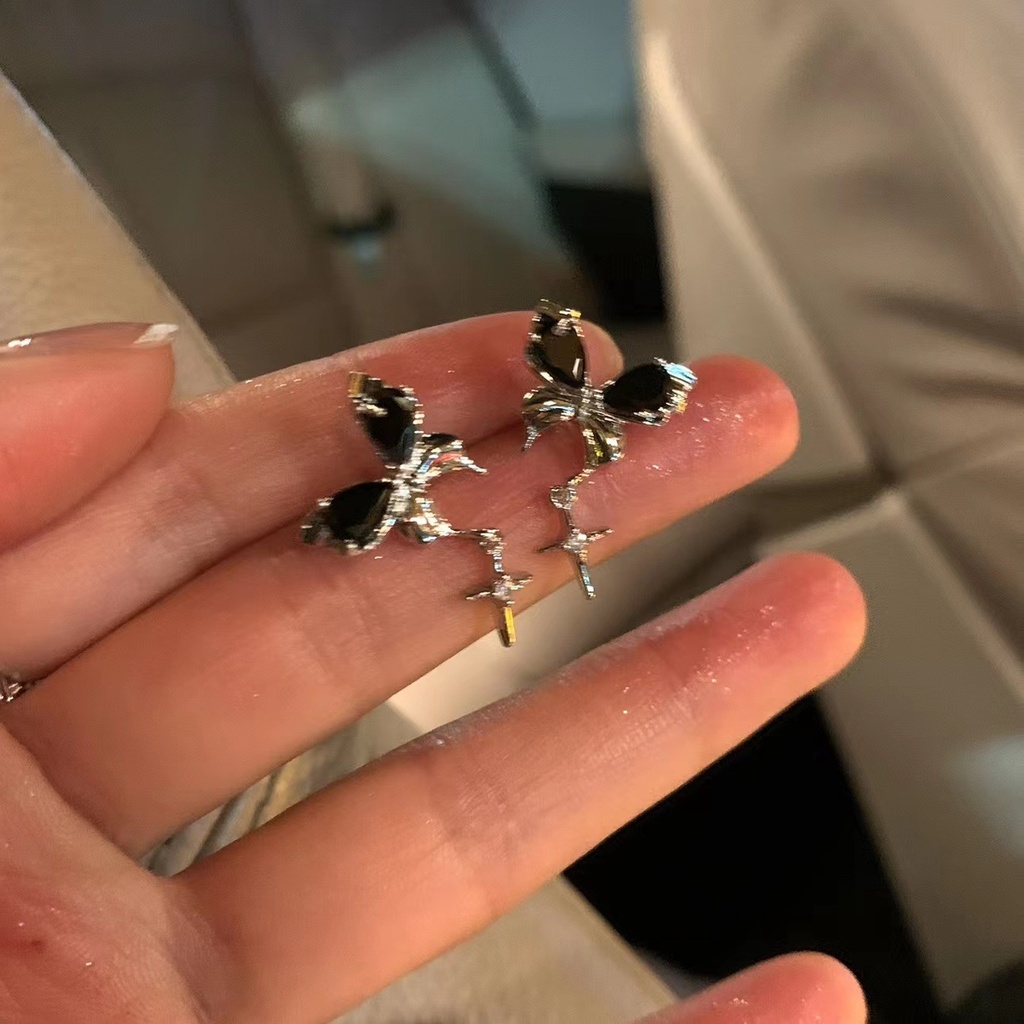 Khuyên Tai Hình Bướm Đen Phong Cách punk Ngọt Ngào Cho Nữ