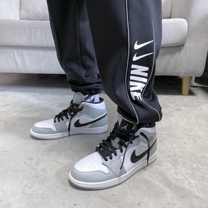 Nike Quần jogger Thể Thao Kẻ Sọc Phản Quang Lót Lông Giữ Ấm Mắt Chống Gió Cho Nam