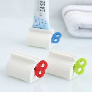 Dụng cụ nặn kem đánh răng tự động máy ép sữa rửa mặt - tommy_crown