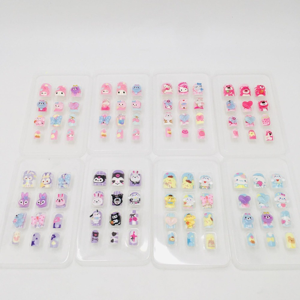 Sanrio Set 12 Móng Tay Giả 3d Hình kuromi Đáng Yêu Cho Nữ