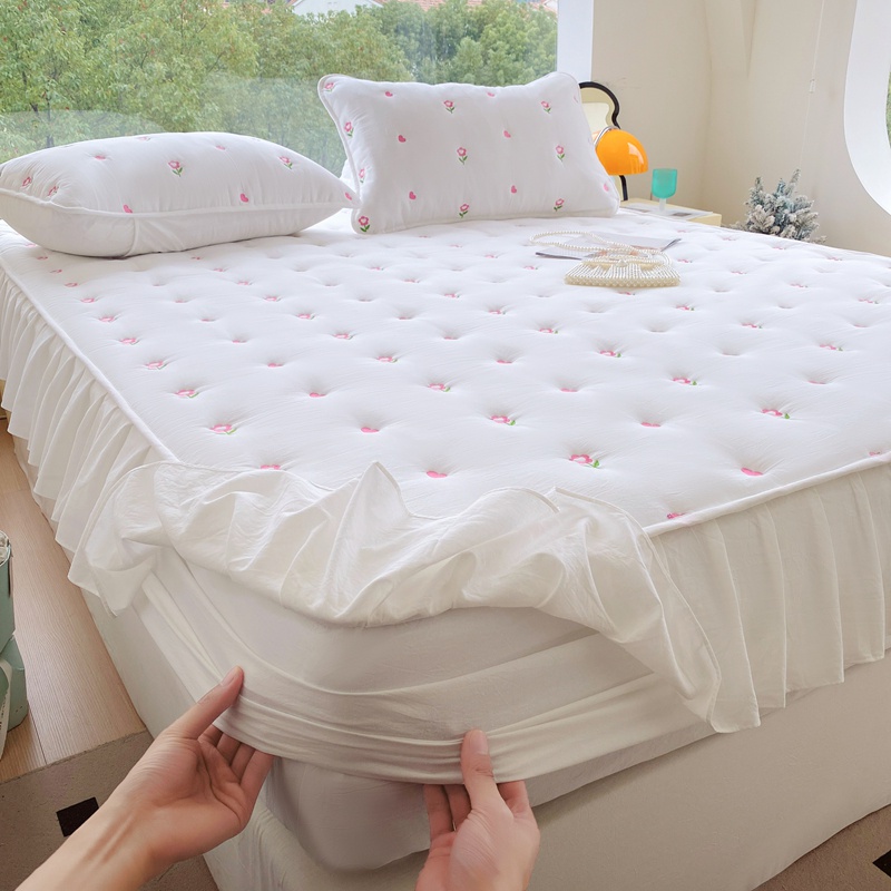 1 Bộ Ga Trải Giường 100% cotton Dày Dặn Thêu Hoa Phong Cách Công Chúa Ốp