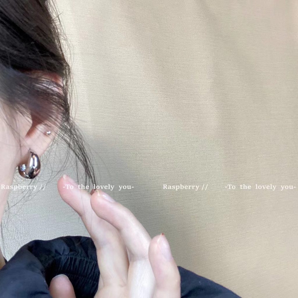 Bông Tai Mạ BạC KiểU DáNg ThờI Trang