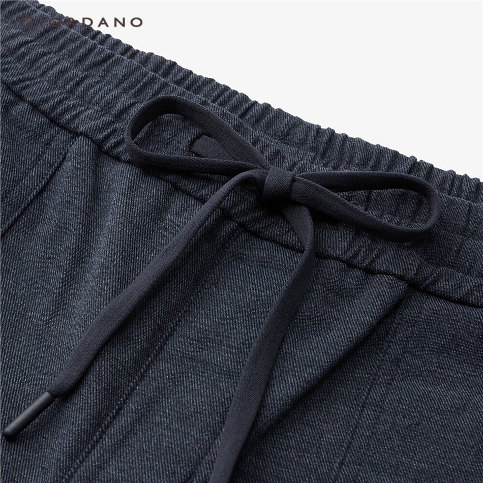 Quần dài GIORDANO 01113071 lưng thun thêu họa tiết dành cho nam