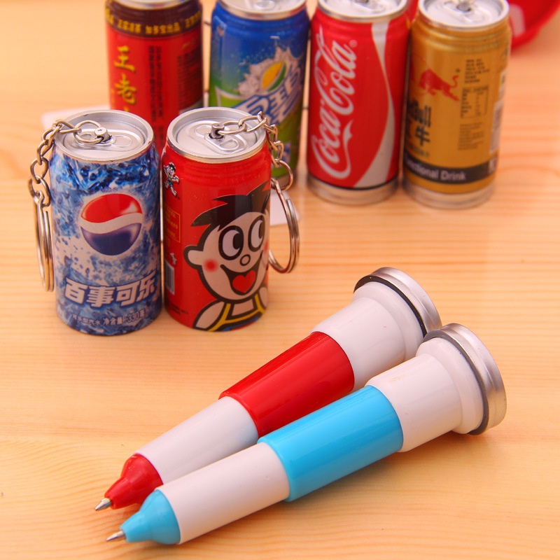 Bút bi thiết kế độc đáo hình lon nước ngọt coca, pepsi, bò húc kèm móc khóa tiện lợi ,shop 10k
