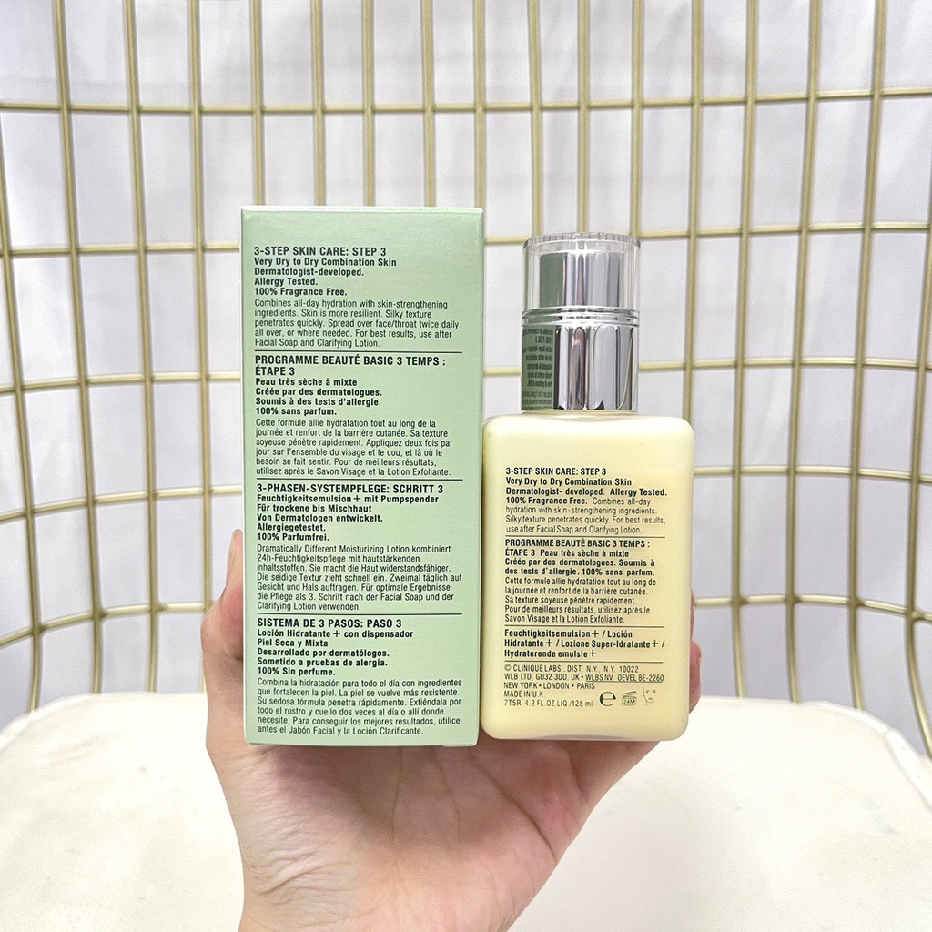 Clinique Bộ 2 Sản Phẩm Kem Dưỡng Ẩm Da Mặt Không Dầu 125ml