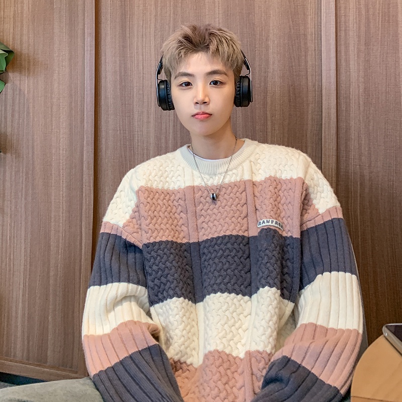 Áo sweater Dệt Kim Họa Tiết Sọc Xoắn Màu Hồng Phong Cách Đảo Mỹ Cao Cấp Cho Cặp Đôi