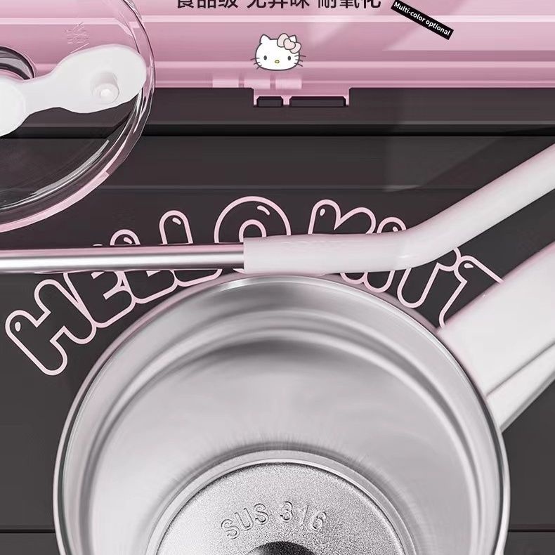 Bình Nước Giữ Nhiệt Cỡ Lớn Có Ống Hút Họa Tiết Gấu kuromi Dâu Tây Đáng Yêu Cho Bé Gái