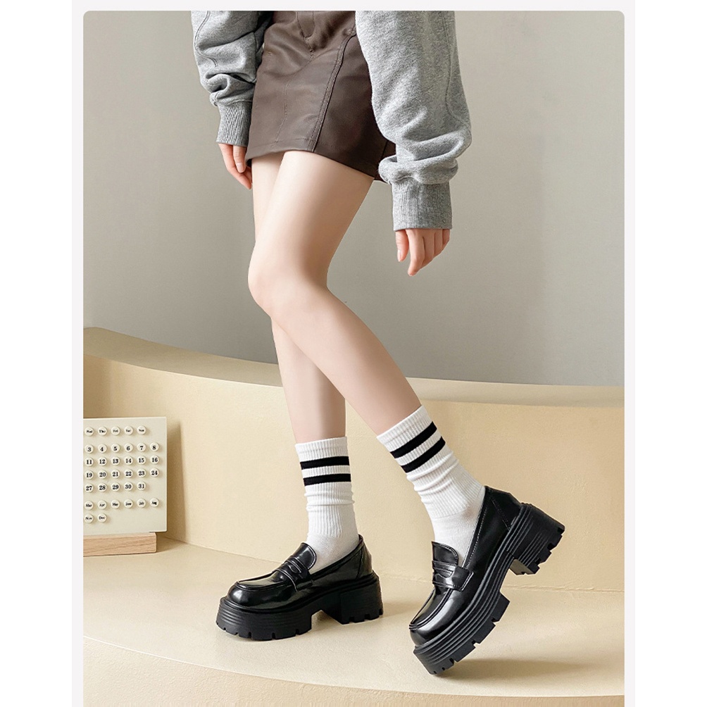Tất vớ Hàn Quốc T31 cổ cao sọc đen trắng phong cách thể thao
