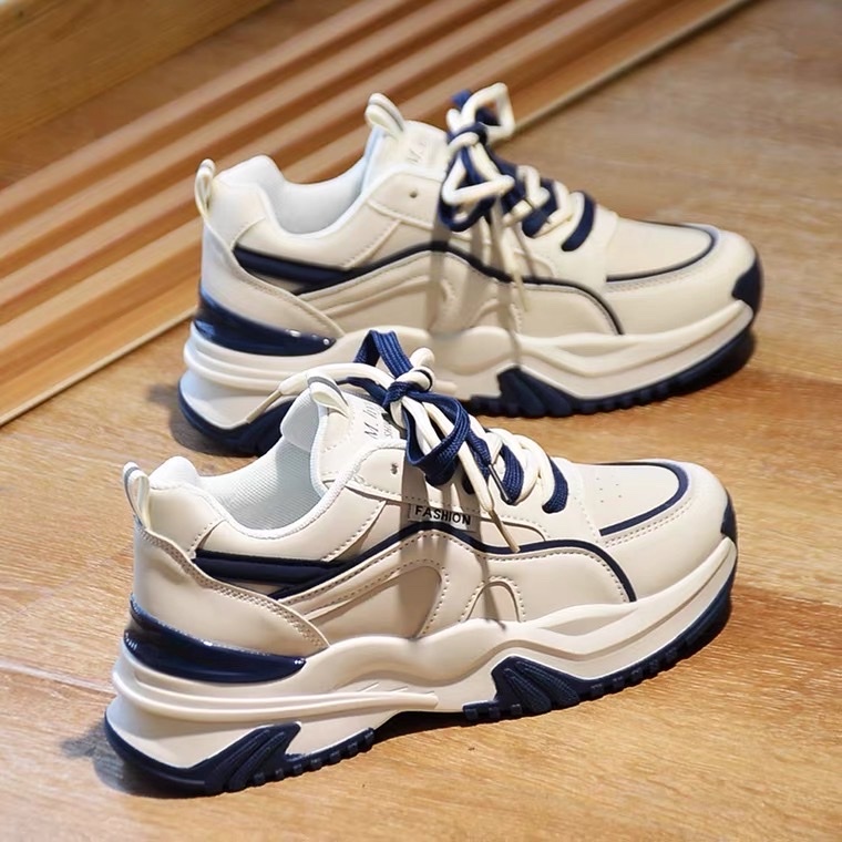 Giày Thể Thao Nữ Độn Đế ARUKI Cao Cấp - C552