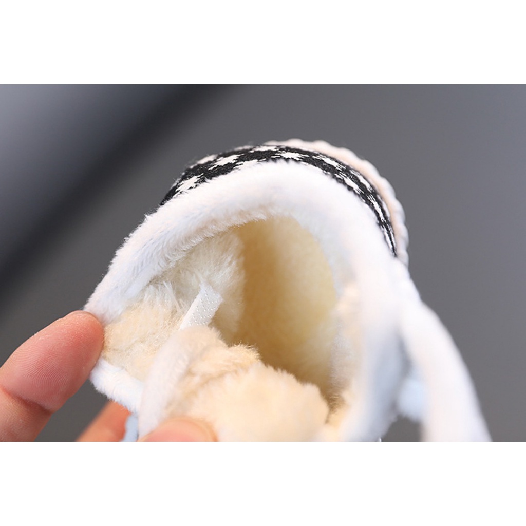 Giày trẻ em bé gái Giày Vải cotton giày cho bé tập đi Lót Lông Cừu Giữ Ấm Chống Trượt Thời Trang Thu Đông Cho Bé Trai