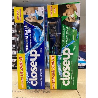 Kem đánh răng closeup 230g tặng bàn chải lông tơ