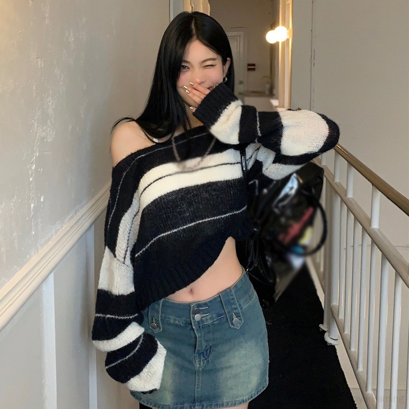 Áo croptop Dệt Kim Trễ Vai Tay Dài Hoạ Tiết Kẻ Sọc Thời Trang Mùa Thu Cho Phái Nữ