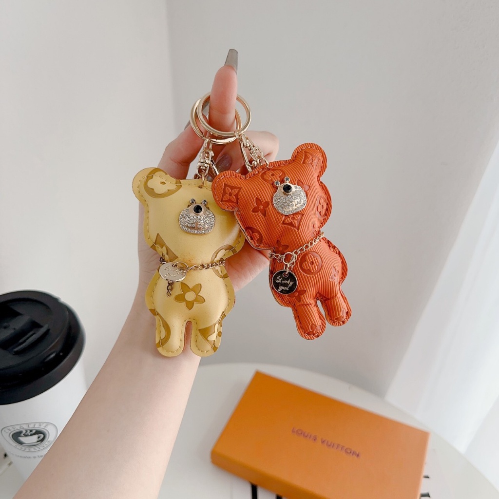 MÓC KHÓA GẤU LV,DI OR SANG CHẢNH