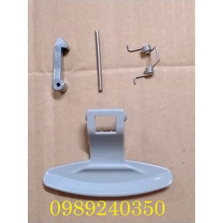Tay nắm cửa kèm chốt lò xo máy giặt LG 7kg WD - 8600 cửa ngang chính hãng