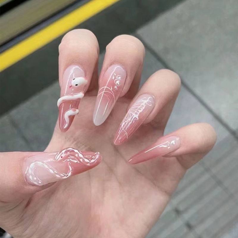 Miếng Dán Trang Trí Móng Tay 5d Họa Tiết Bướm / Rắn / Ngôi Sao Màu Trắng Đen Phong Cách Dân Tộc