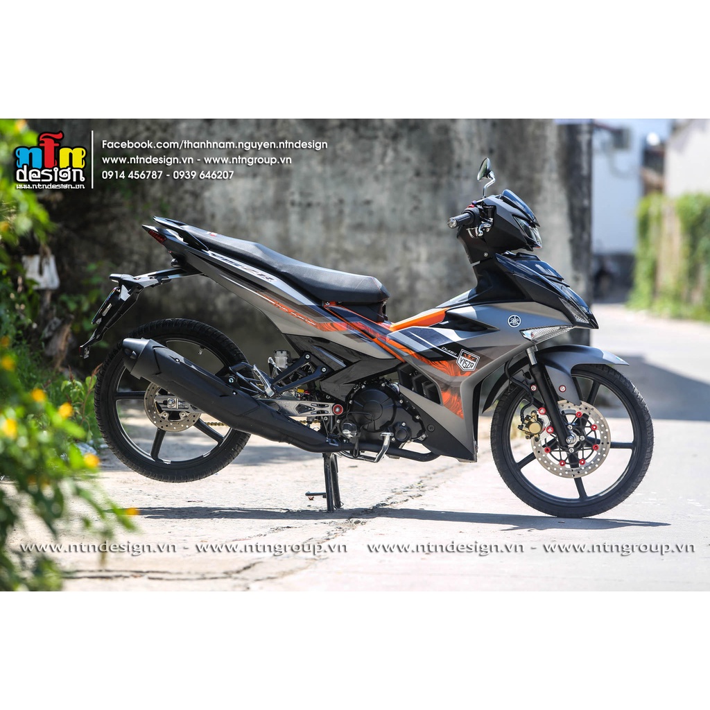 Tem rời Y16ZR 2023 hoa văn cam đen cho Exciter 150 xám