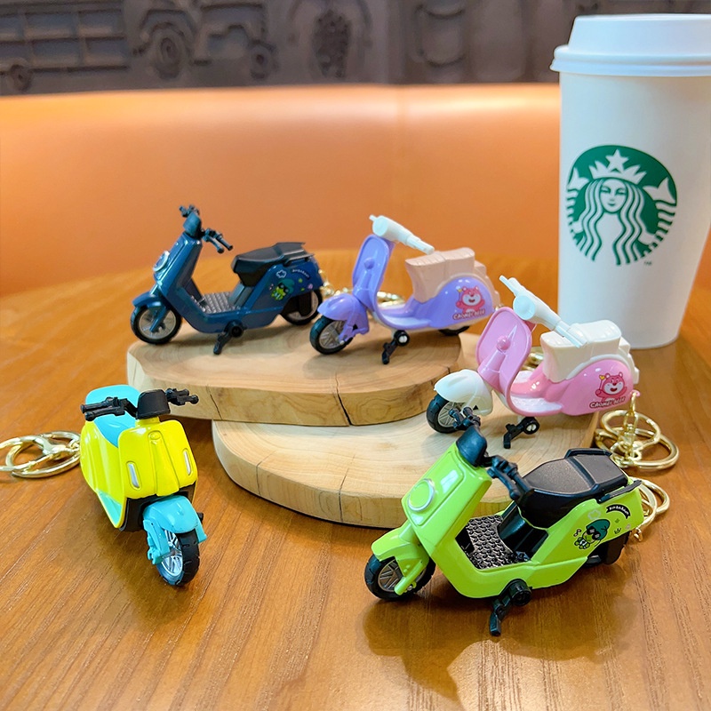 Móc Khóa Xe Hơi / Chìa Khóa Bằng Hợp Kim Họa Tiết Hoạt Hình Sáng Tạo