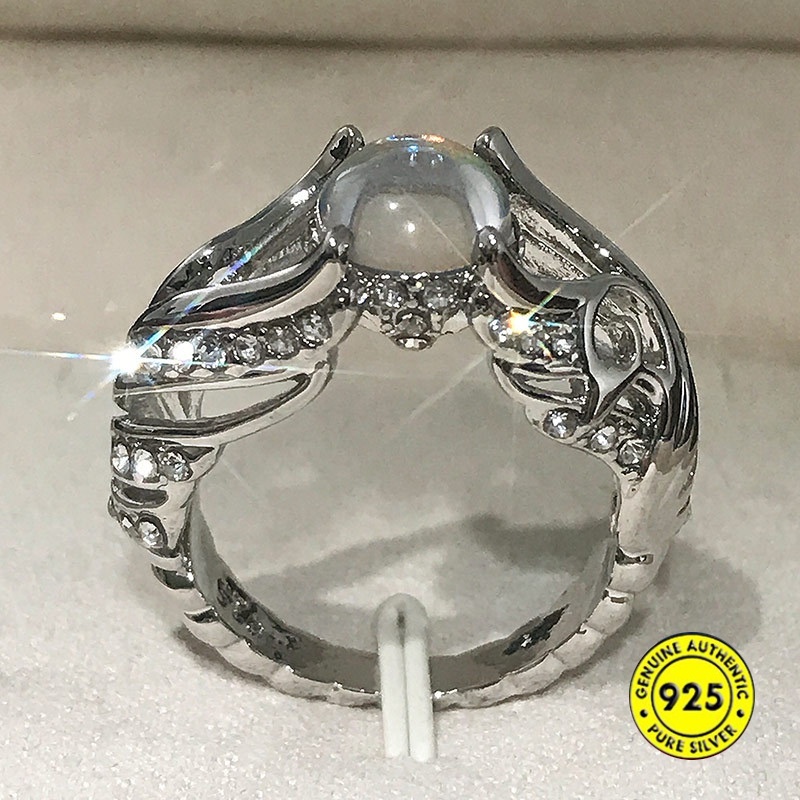 Nhẫn Đính Đá Kim Cương Nhân Tạo Màu Trắng Cho Nữ