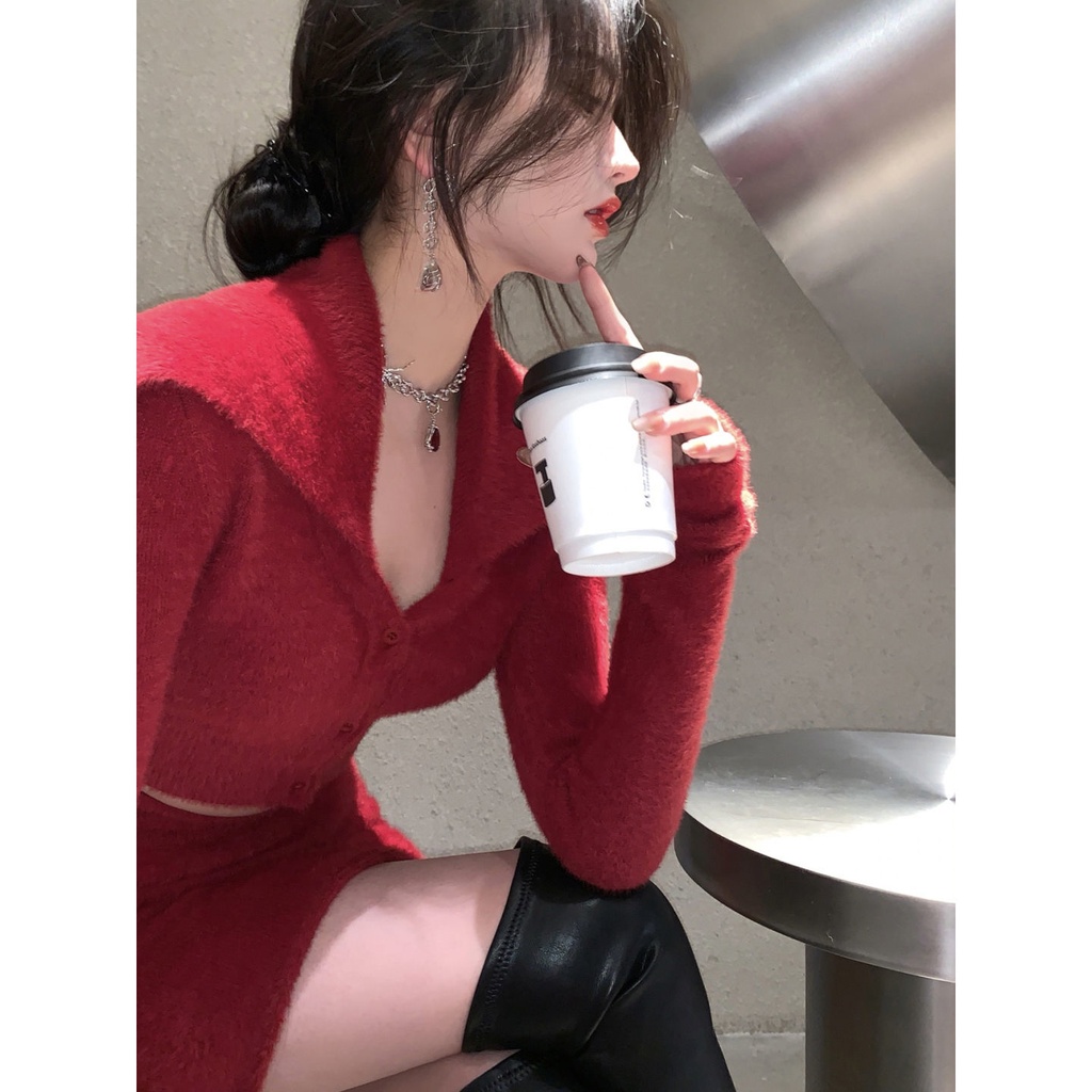 Set Áo Khoác cardigan Lông Cừu Ngắn + Chân Váy Chữ a Lưng Cao Ôm Dáng Thời Trang Giáng Sinh Năm Mới Cho Nữ