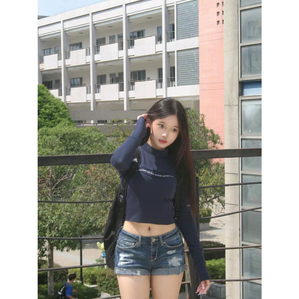 Áo Croptop Tay Dài Thiết Kế Ôm Sát Tôn Dáng