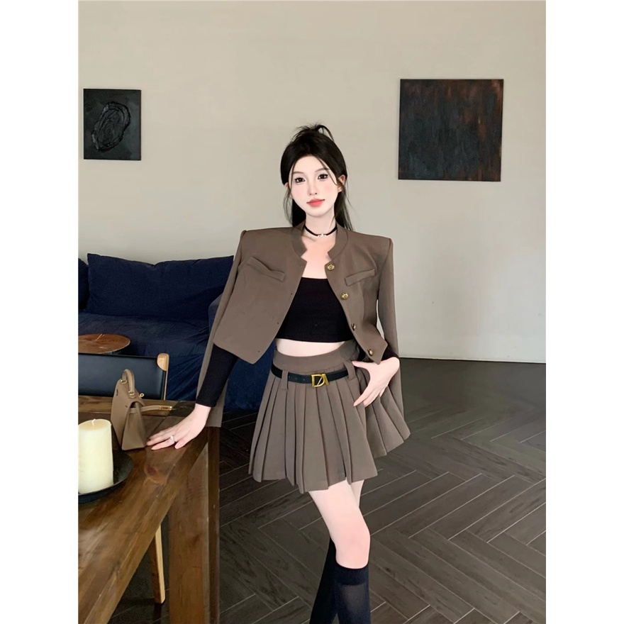 Bộ Áo Khoác Dài Tay 2 Dây + Chân Váy Xếp Ly Thời Trang Nữ Tính