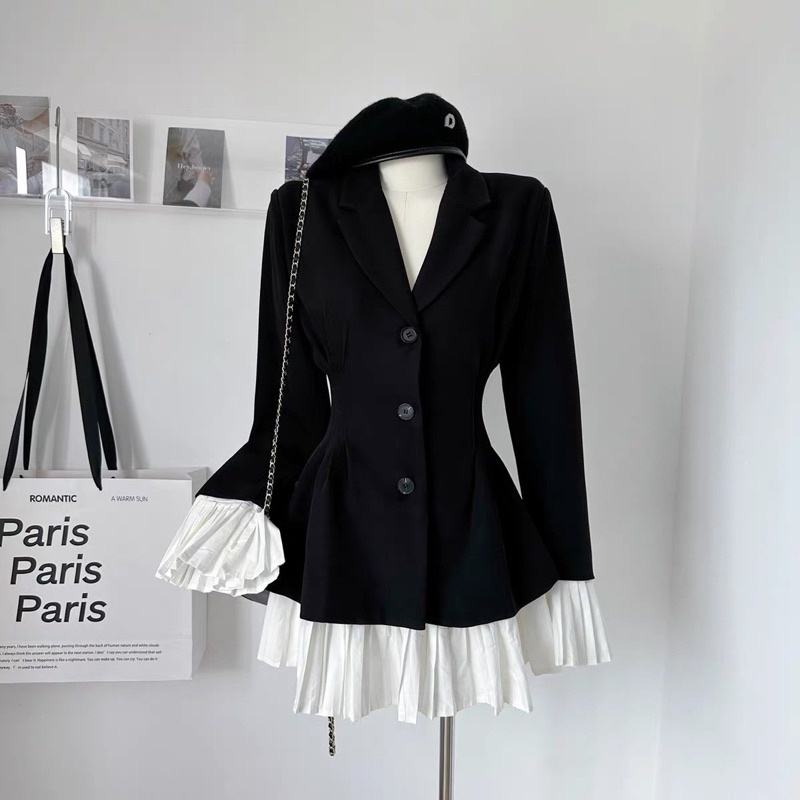 Váy Vest Đen Phối Dập Ly Trắng Hàng 2 Lớp Có Độn Vai Sang Chảnh