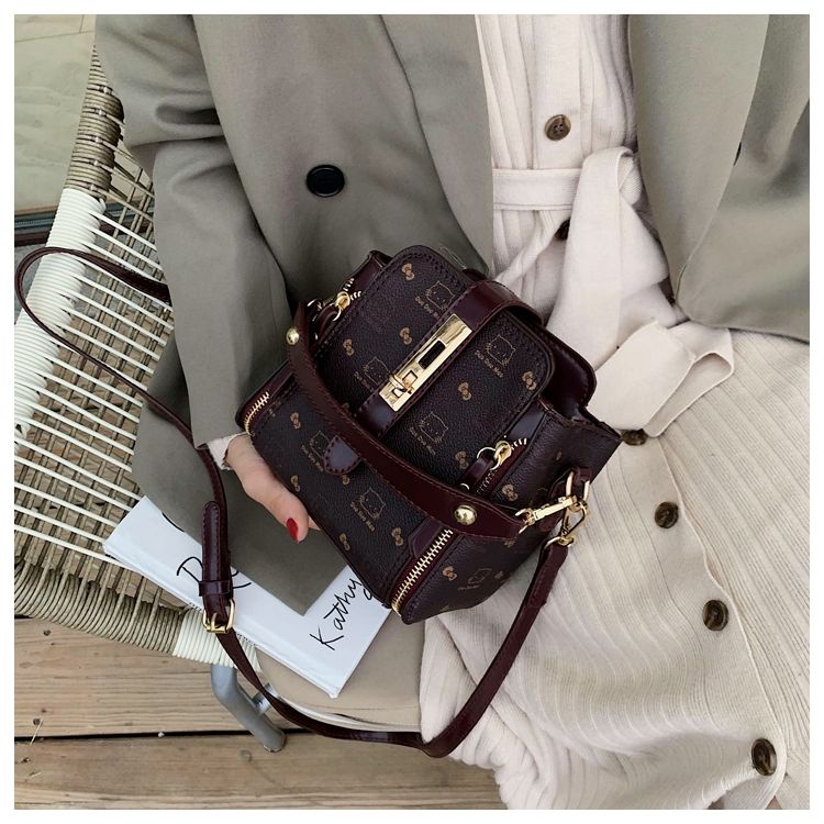 Chuwanglin Túi Da Đeo Chéo In Họa Tiết Phong Cách retro Cho Nữ