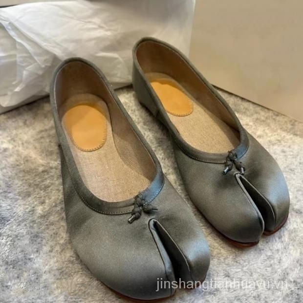 Giày Búp Bê Vải satin Đế Mềm Phẳng Hở Ngón Thời Trang Mùa Thu 2022 Phong Cách Mới Dành Cho Bạn Nữ