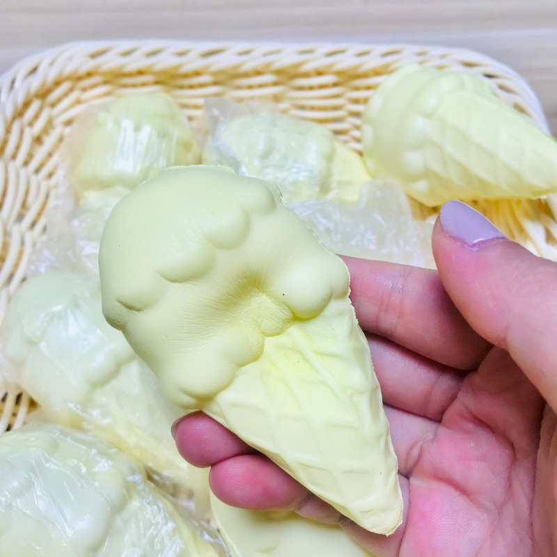 Đồ Chơi Nắn Bóp Đàn Hồi Giảm Stress Hình Cây Kem Nhiều Màu Sắc