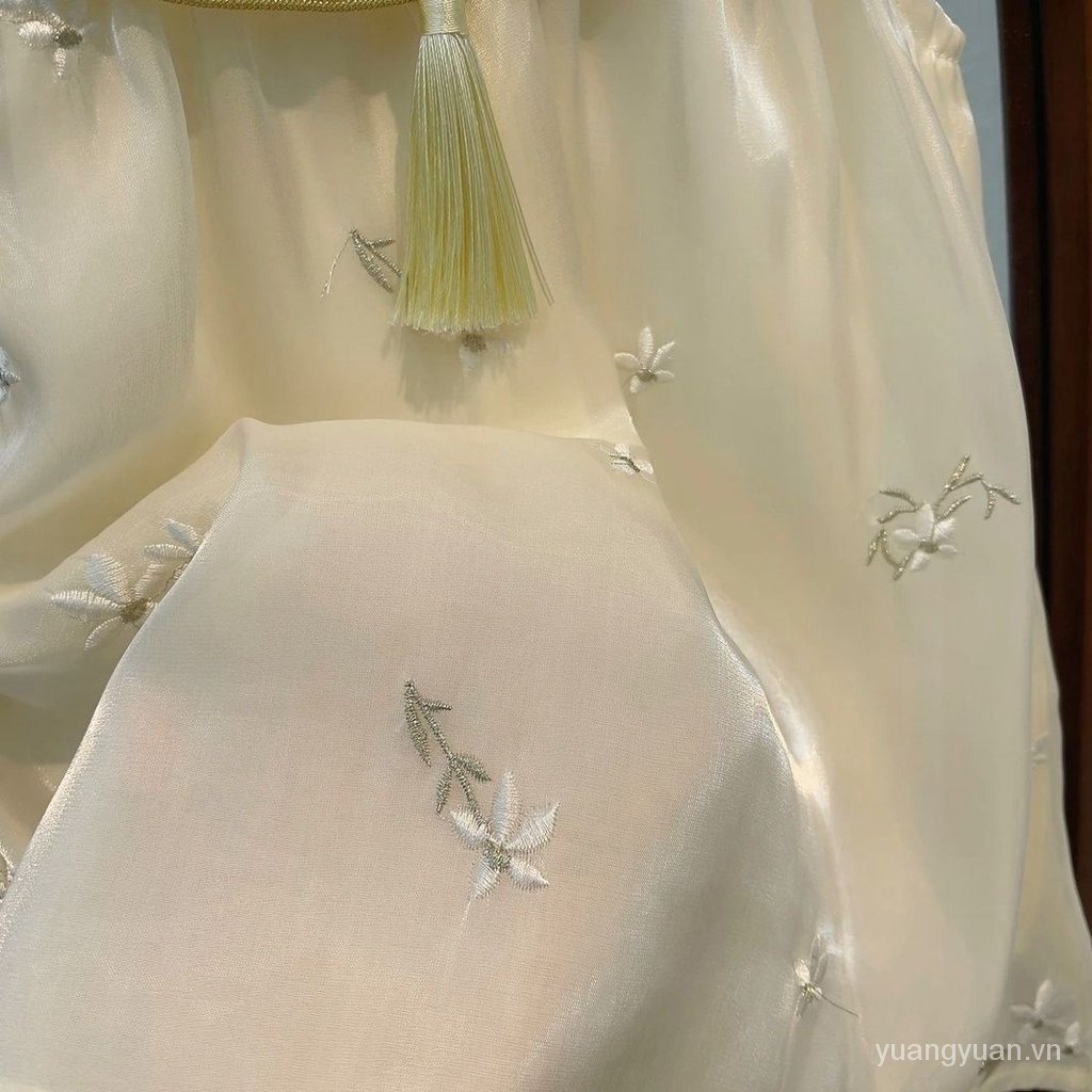 Đầm Sườn Xám Thêu Hoa Phong Cách Trung Hoa Cổ Điển Mẫu Mới 2023 Dành Cho Bé Gái