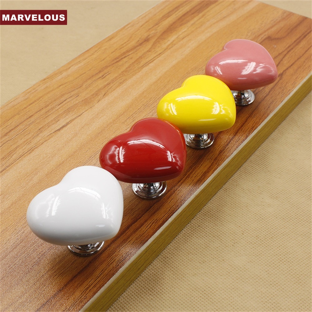 Nút Nhấn Xả Nước Bồn Cầu Hình Trái Tim Dễ Thương Sáng Tạo