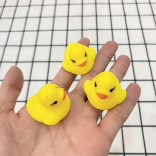 Đồ chơi đàn vịt mẹ và con, có còi kêu