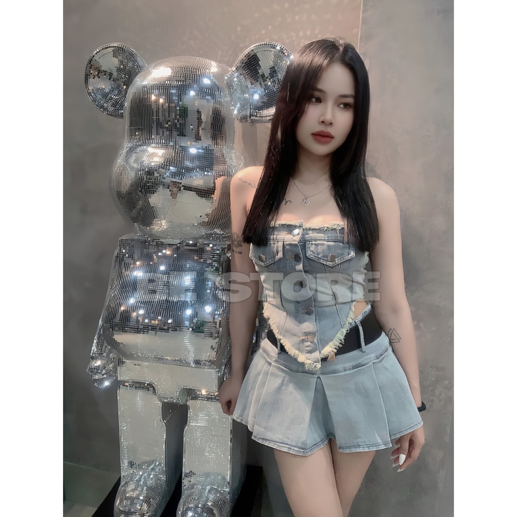 Gấu Bearbrick Đính Đá Bling bling 135cm  tặng thêm xe