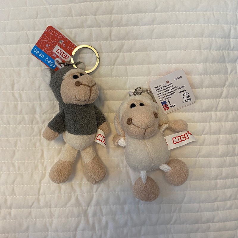 Móc Khóa Hình Cừu Siêu Nhân Bằng Len Lông Cừu Dễ Thương