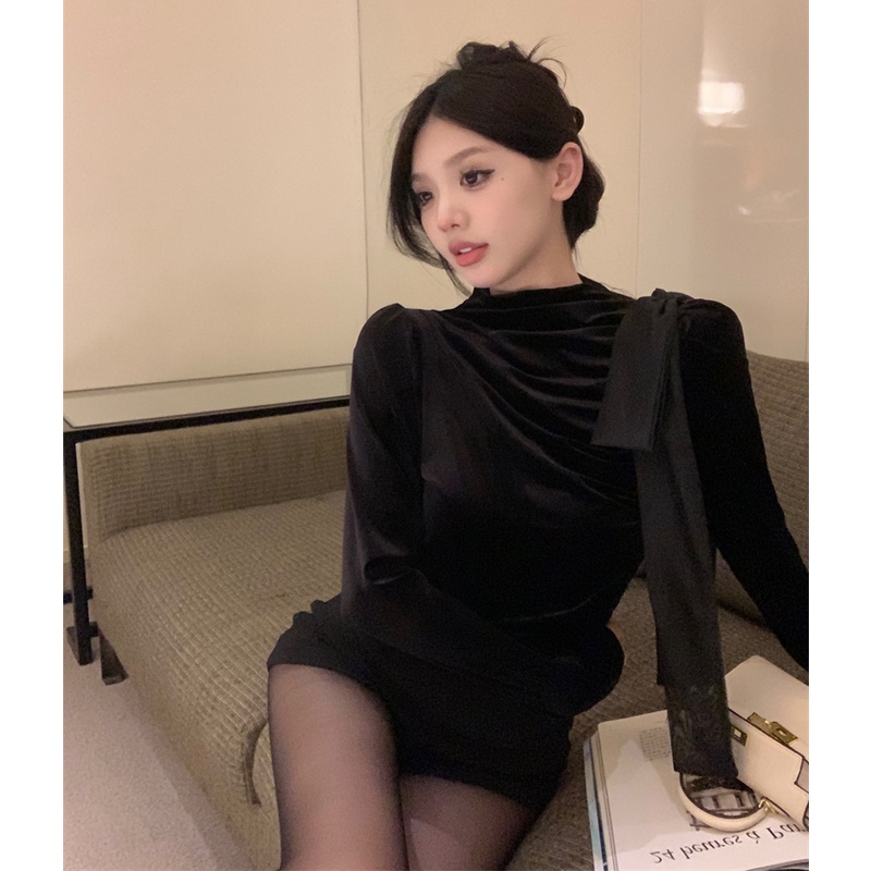 Áo Nhung Cổ Lọ Tay Dài Thời Trang Thu Đông Dành Cho Nữ