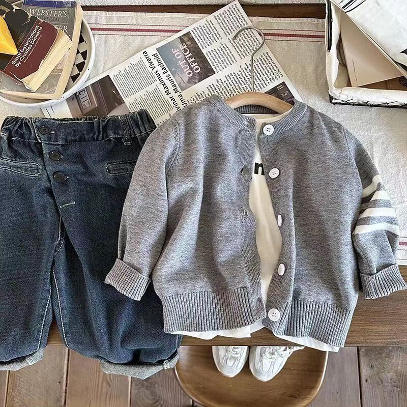 Áo Khoác cardigan Dệt Kim Một Hàng Nút Cổ Tròn Thời Trang Xuân Thu Hàng Mới Dành Cho Bé Trai Bé Gái