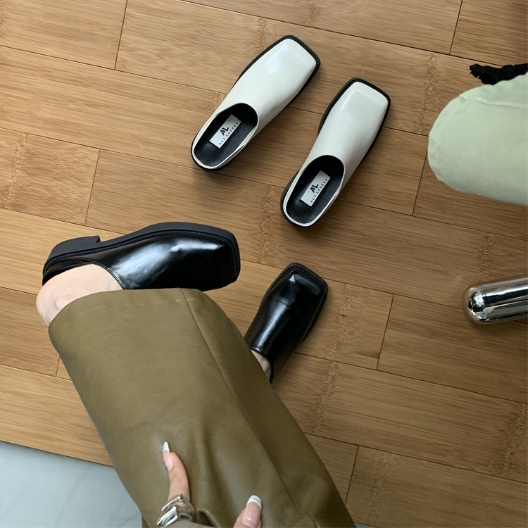 Dép Bít Mũi Vuông Đế Dày Thời Trang Xuân Hè Cho Nữ