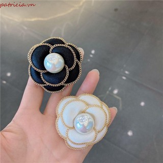 Ghim cài áo hình hoa trà đính đá ngọt ngào