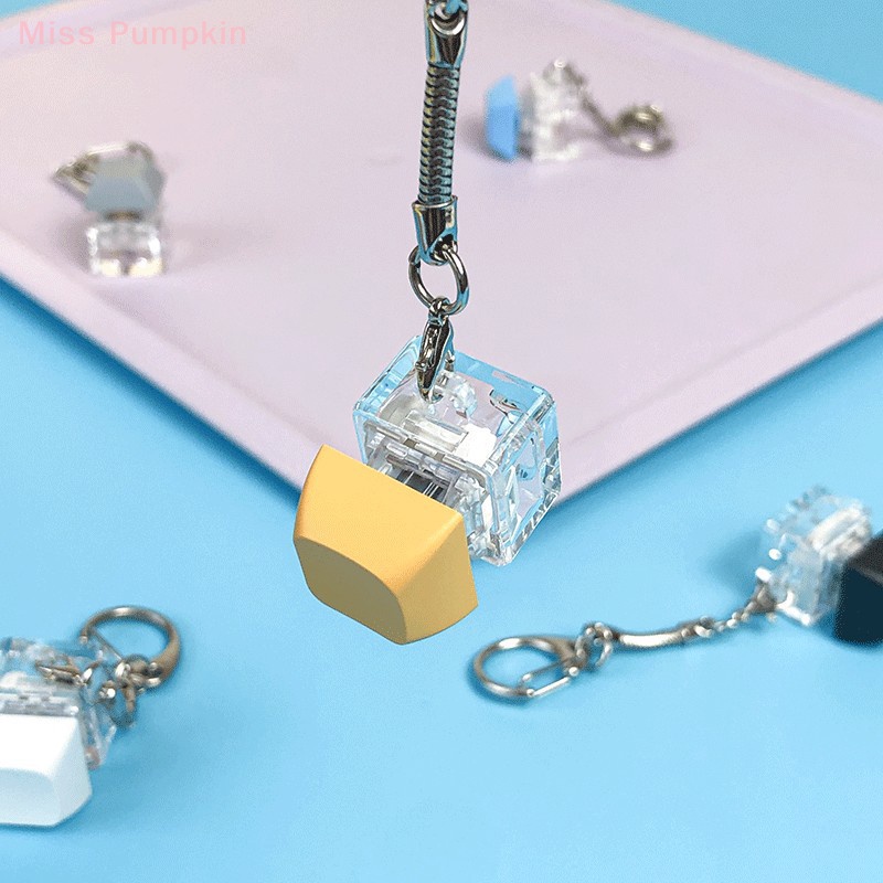 Merit + 1 Móc Khóa Phím Cơ Học Giảm Căng Thẳng