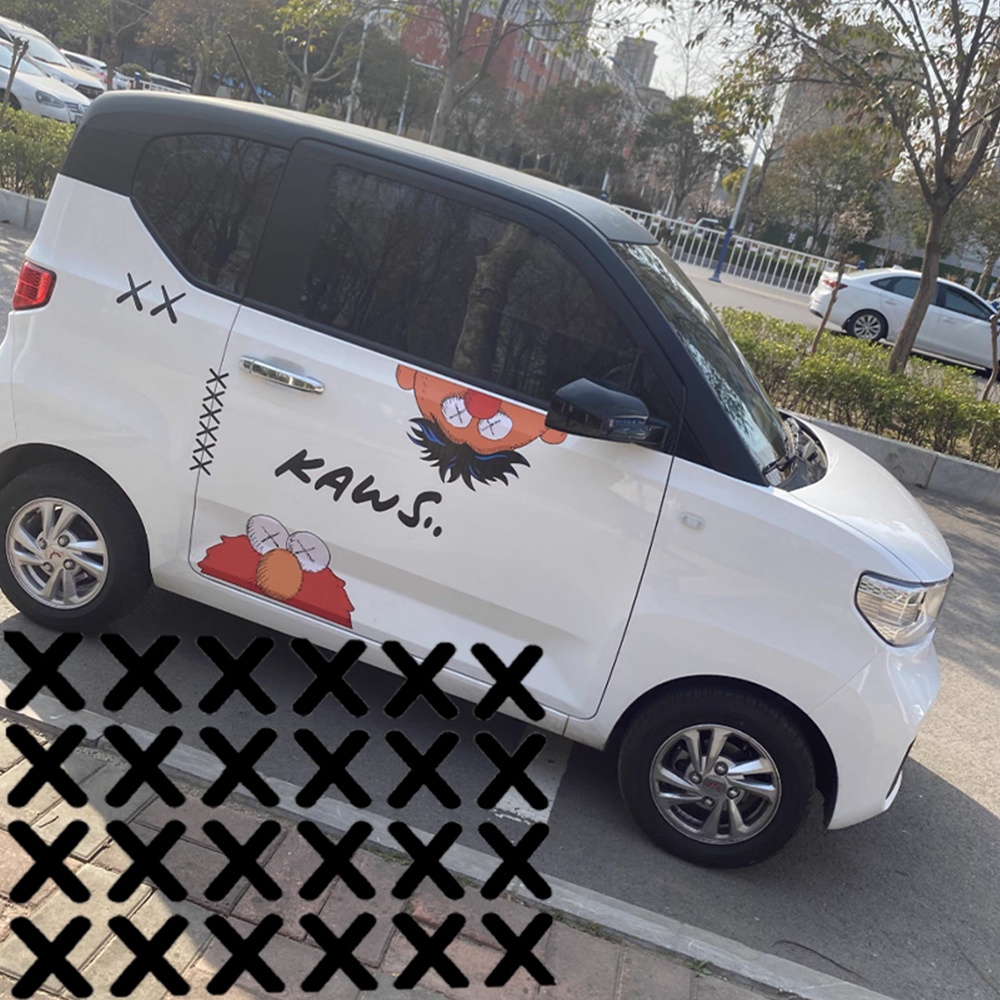 Miếng Dán Trang Trí Kính Chắn Gió Xe Hơi / Xe Máy Họa Tiết Hoạt Hình Vui Nhộn