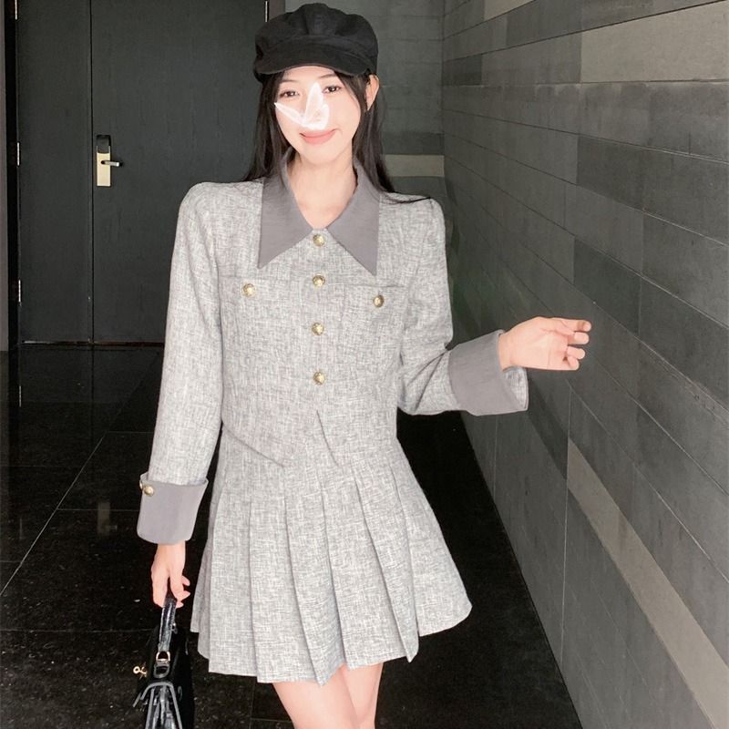 Bộ Áo Khoác Vest Dáng Rộng Phối Chân Váy Ngắn Xếp Ly Kiểu retro Pháp Thời Trang Mùa Thu 2023 Cho Nữ