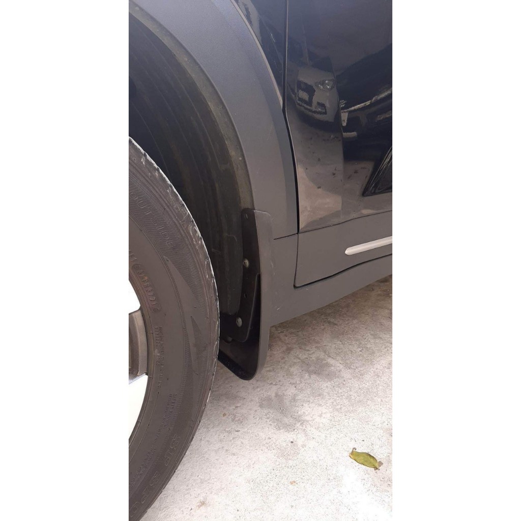 Bộ 4 chắn bùn xe Kia Sonet 2021 2022 2023 + kèm ốc vít, giúp hạn chế bùn đất bắn lên xe - Hellooto shop