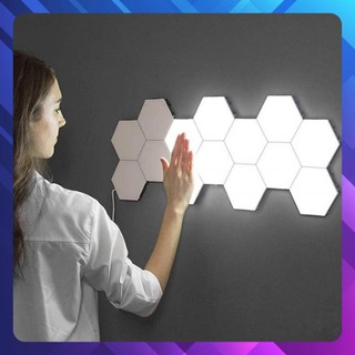 ĐÈN LED TỔ ONG LỤC GIÁC GẮN TƯỜNG CẢM ỨNG CHẠM BẬT TẮT TẠO HÌNH TRANG TRÍ