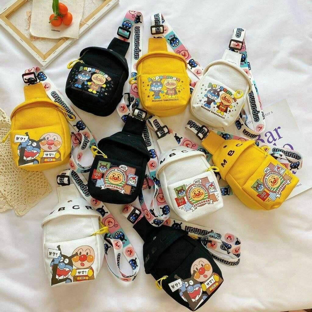 Túi đeo chéo cho bé.