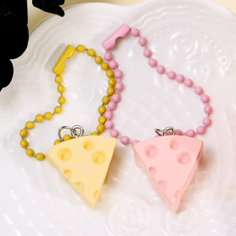 Kawaii Móc Khóa Xe Hơi Túi Xách Hình Bánh Phô Mai Bằng Nhựa resin Màu Kẹo Ngọt Tươi Tắn Dễ Thương