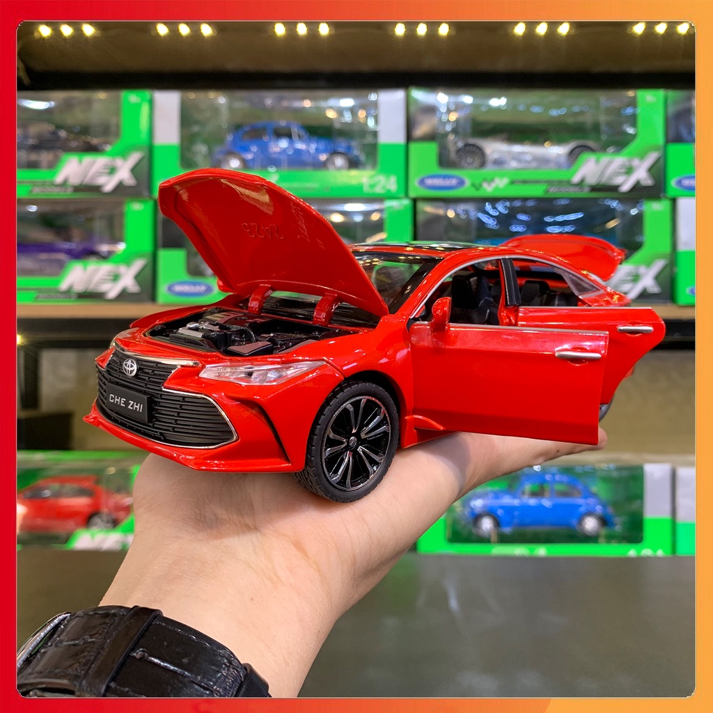 Mô hình xe Toyota Avalon tỉ lệ 1:24 Chezhi