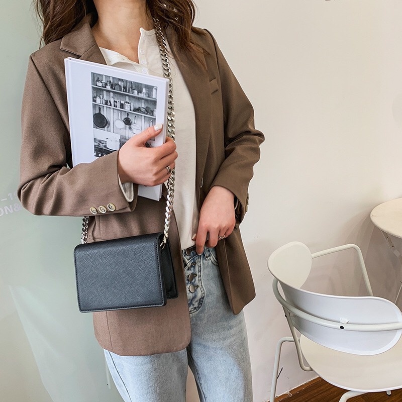 Túi đeo chéo nữ phối dây xích thời trang mã T37